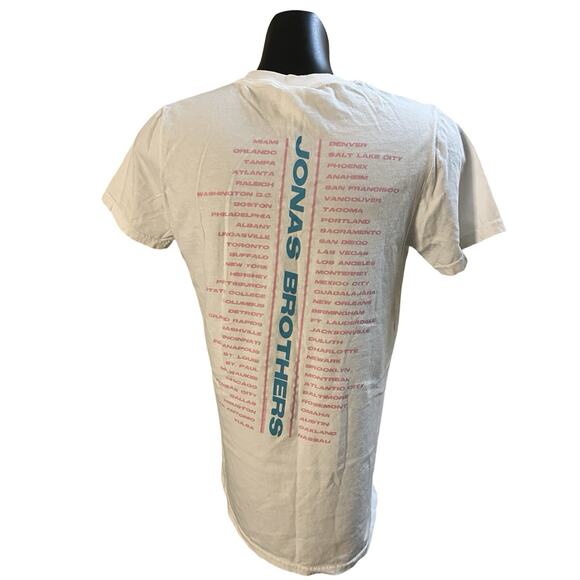 Jonas Brothers Tour Graphic Tee – Size S - Picture 2 of 7